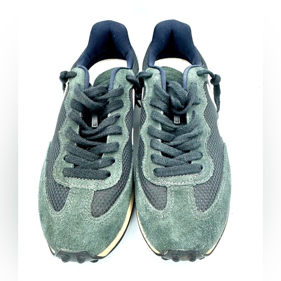 Veja RIO BRANCO II
ALVEOMESH BLACK
WHITE 39/8 - Picture 6 of 8